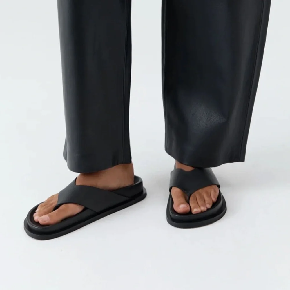 Beautiful Genuine Leather thong sandals